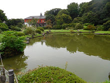 日本庭園と洋館