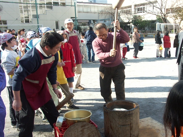 [image:中野会長もがんばって]