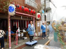 大人神輿出発前の挨拶